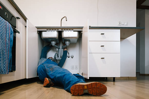 Professional Leak Detection technician working in Randleman, NC